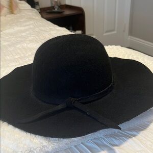 Black Women's Wide Brim Hat brandy melville